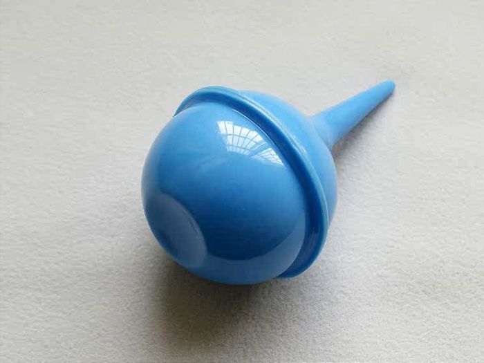 What categories of medical devices does an ear wash bulb belong to and what are its implementation standards