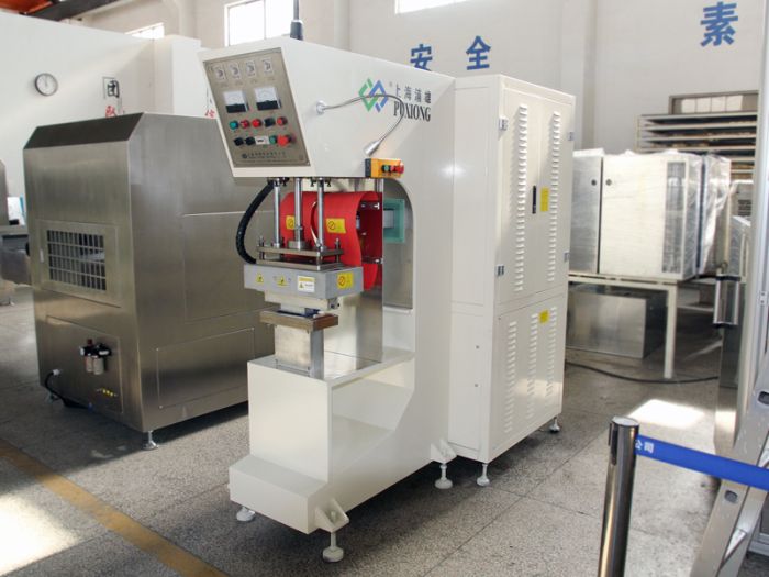 Material and thermal bonding process of anti-gas suit