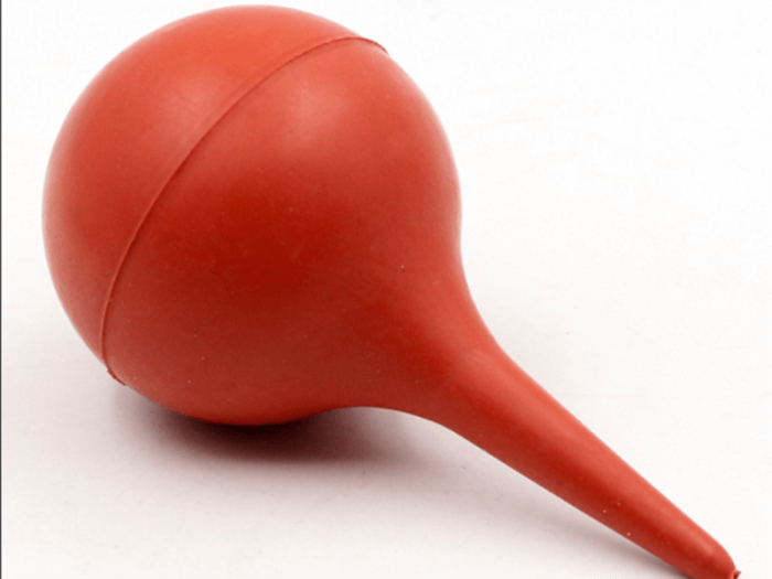 Precautions for Using a Bulb Syringe to Clean the Ear Canals of Infants and Young Children