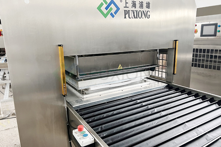 all parameters can be download directly, datas are traceable