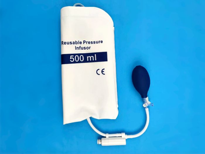 What is the application of the heat sealing process in the production of infusion pressure bags