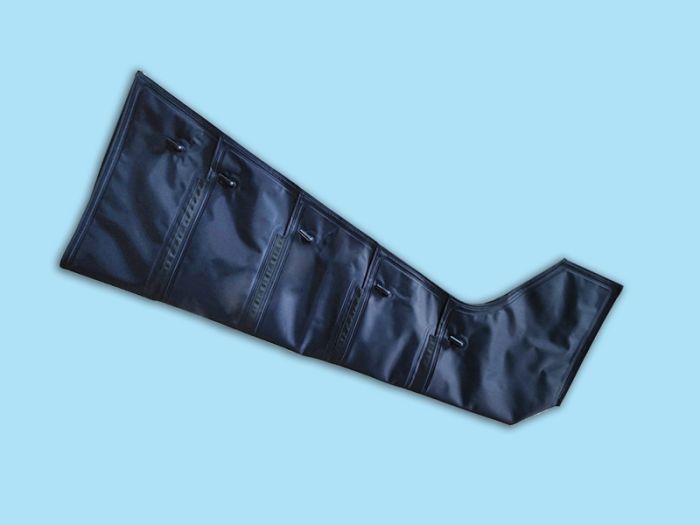 The specific application of large-table high-frequency welding machines on leg bags